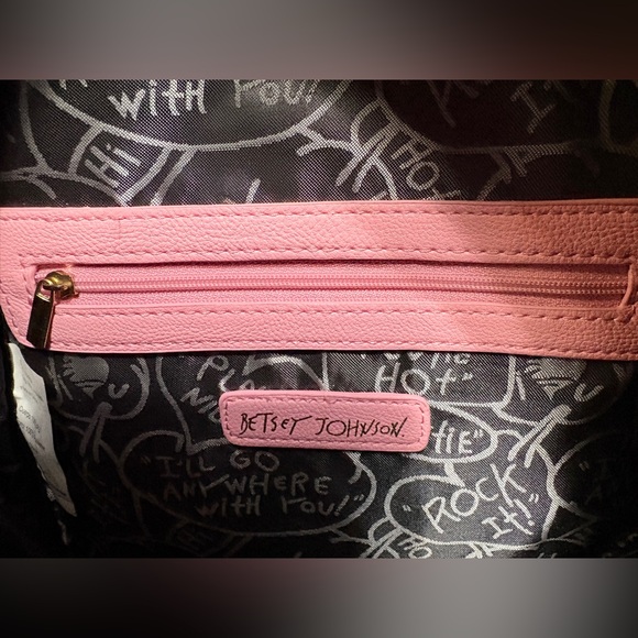Betsey Johnson Convertible Mini Backpack Crossbody Black White Pink Floral XO - Picture 13 of 14